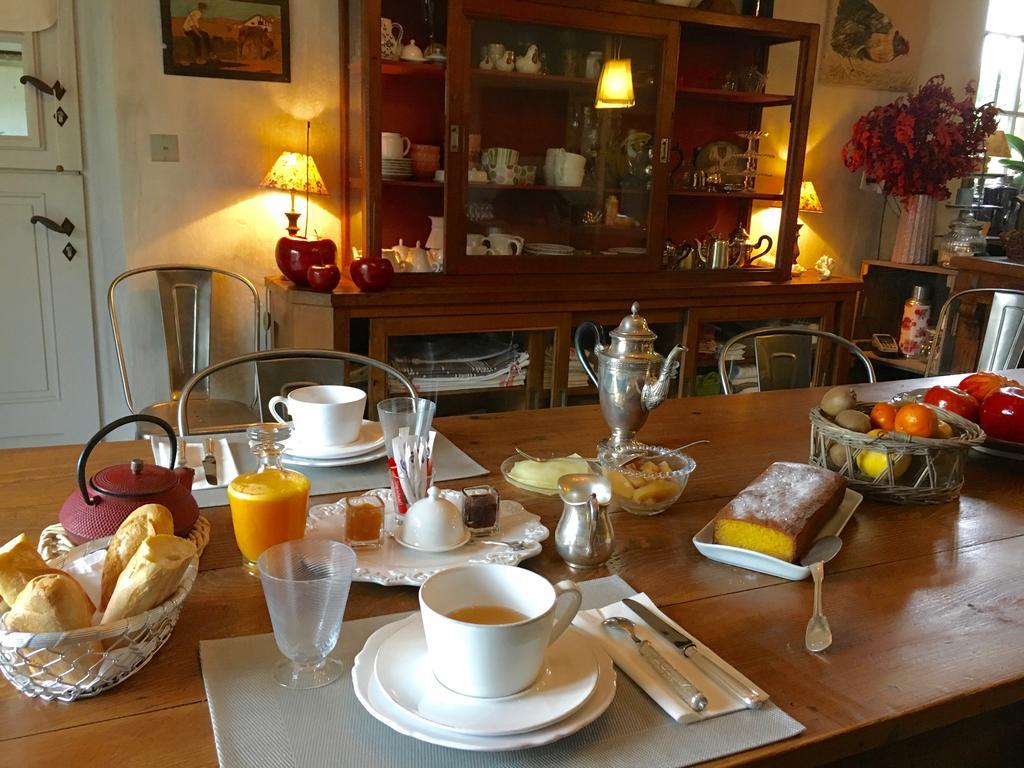 Les Volets Bleus Bed & Breakfast Arcangues Dış mekan fotoğraf