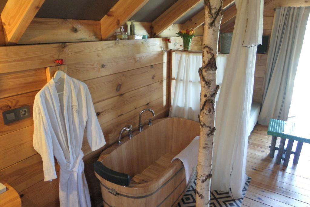 Les Volets Bleus Bed & Breakfast Arcangues Dış mekan fotoğraf