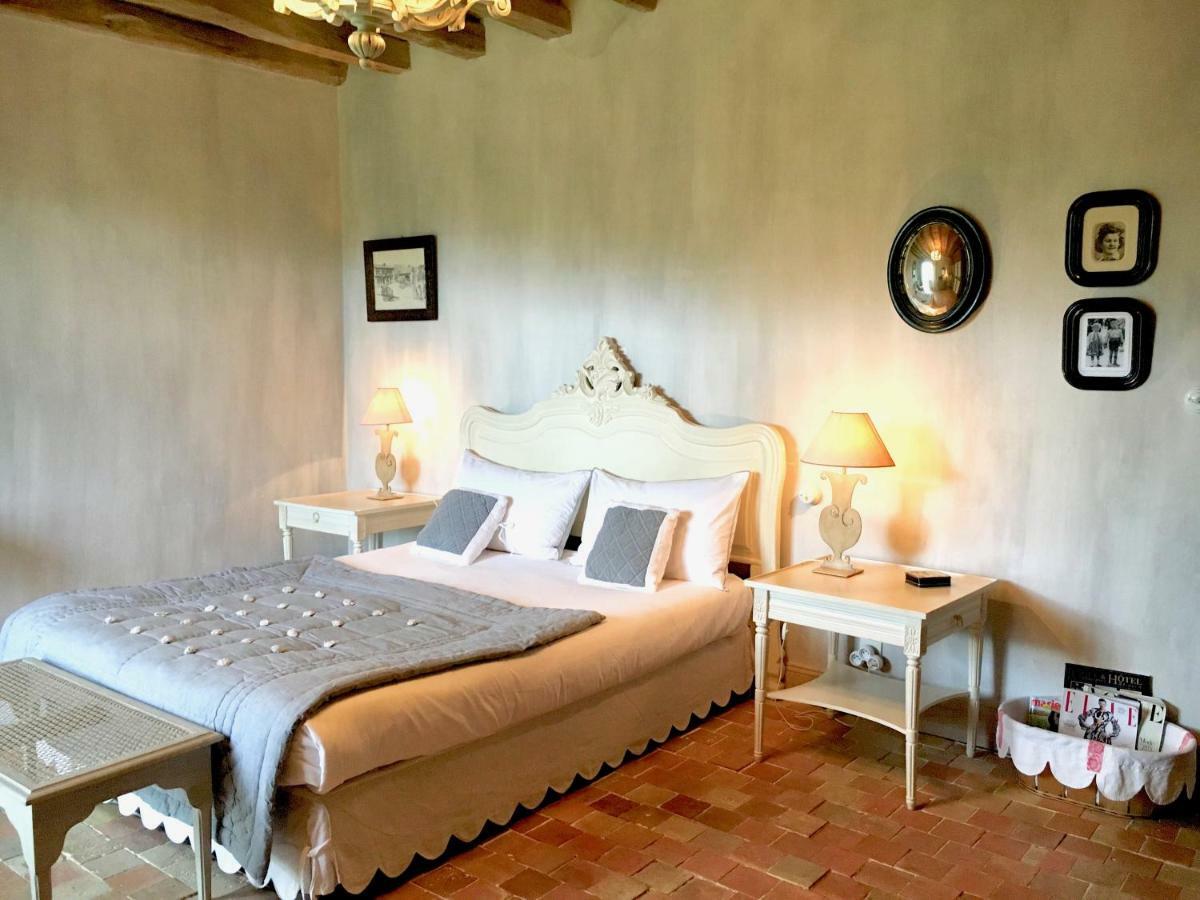 Les Volets Bleus Bed & Breakfast Arcangues Dış mekan fotoğraf