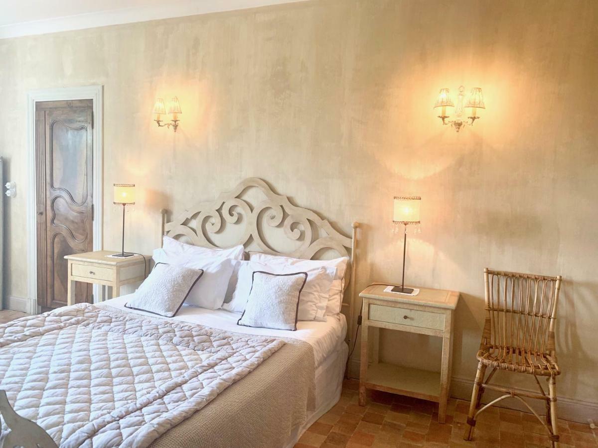 Les Volets Bleus Bed & Breakfast Arcangues Dış mekan fotoğraf