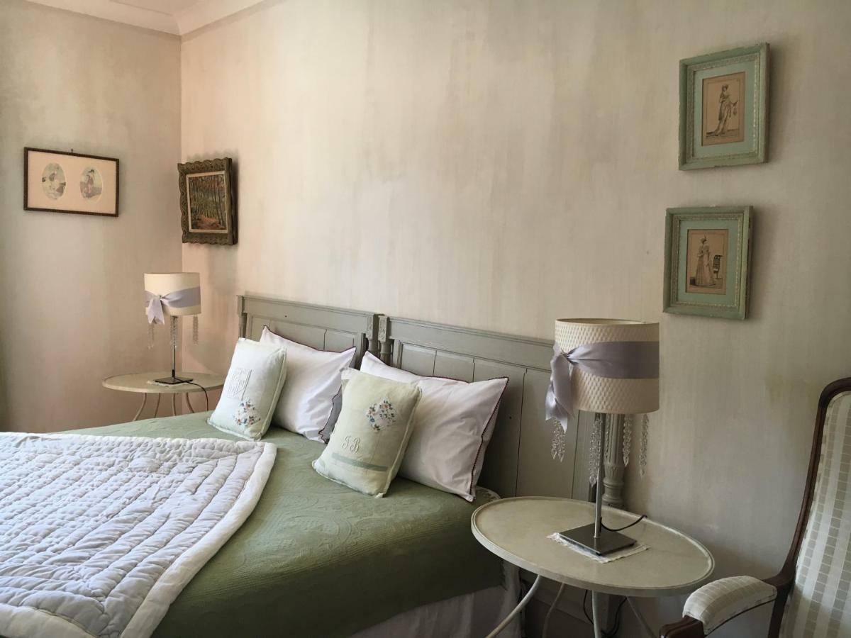 Les Volets Bleus Bed & Breakfast Arcangues Dış mekan fotoğraf