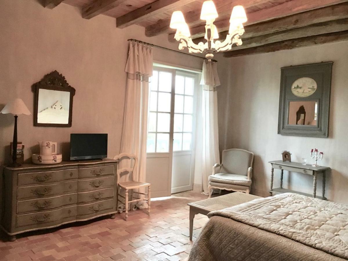 Les Volets Bleus Bed & Breakfast Arcangues Dış mekan fotoğraf