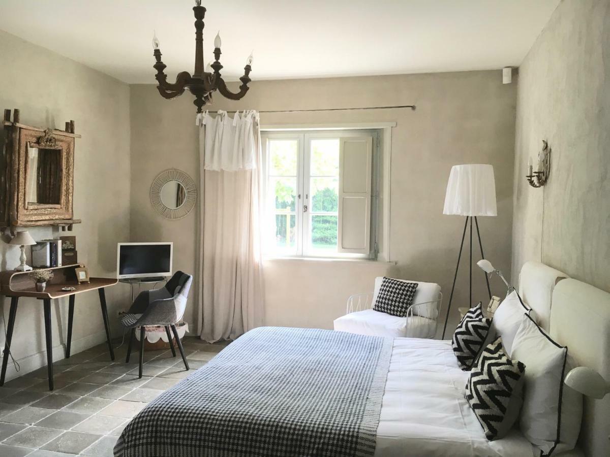 Les Volets Bleus Bed & Breakfast Arcangues Dış mekan fotoğraf